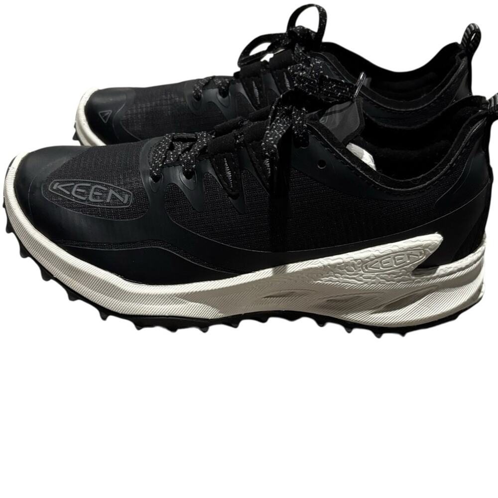 KEEN Zionic Speed Hiking Shoes Women's size 5.5 Black White Athletic sneakers